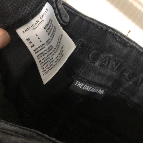 American Eagle Jeans - Picture 2 of 3
